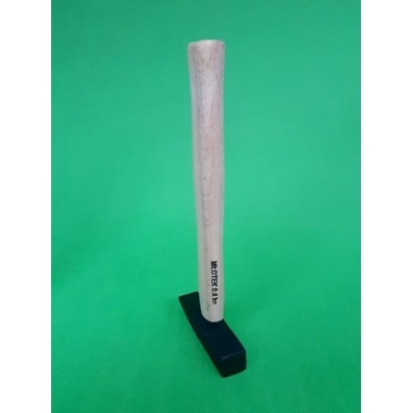 Młotek ślusarski kuty 0,4 kg